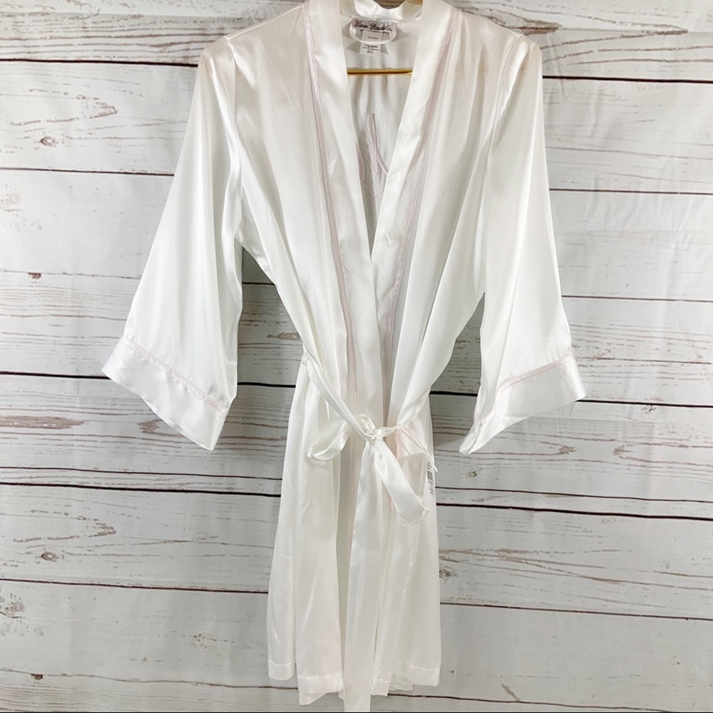 Linea Donatella Wedding MRS Robe - Picture 2 of 7